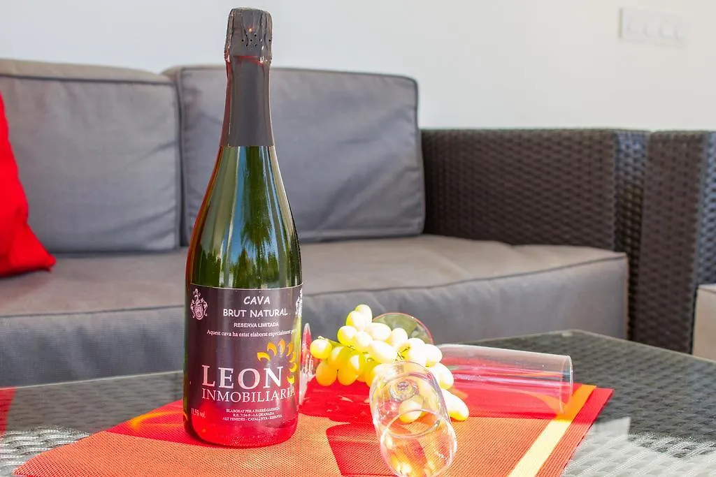 Leon Inmo Villa Palmera - 10337 Empuriabrava Spain
