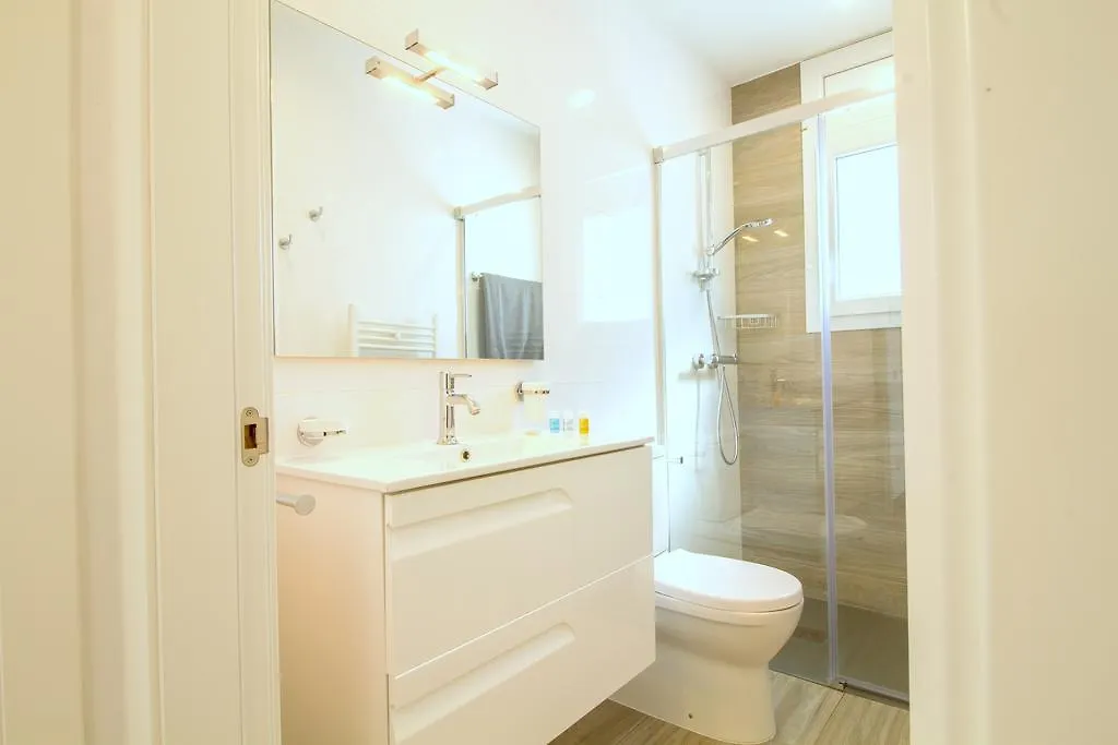 Leon Inmo Villa Palmera - 10337 Empuriabrava