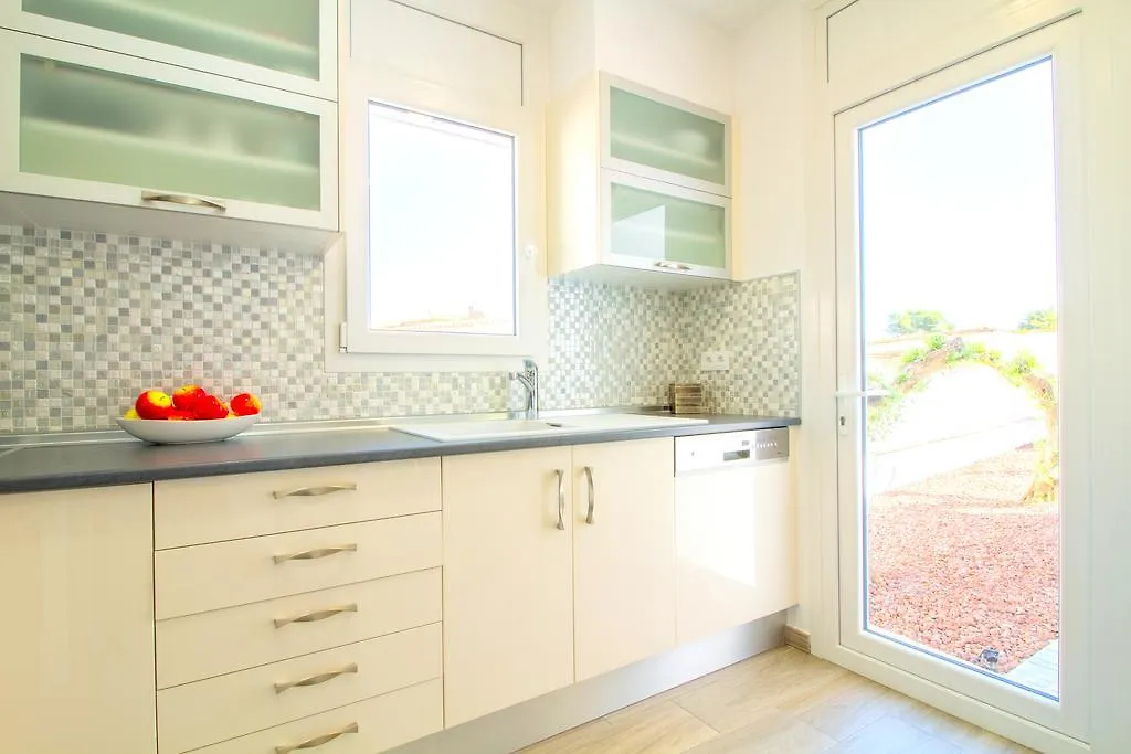 Leon Inmo Villa Palmera - 10337 Empuriabrava